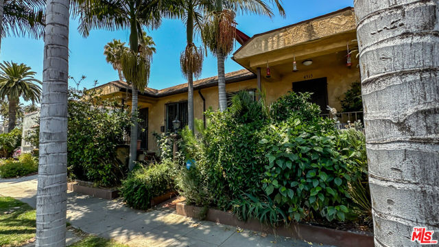 4515 Ambrose Ave, Los Angeles, CA 90027