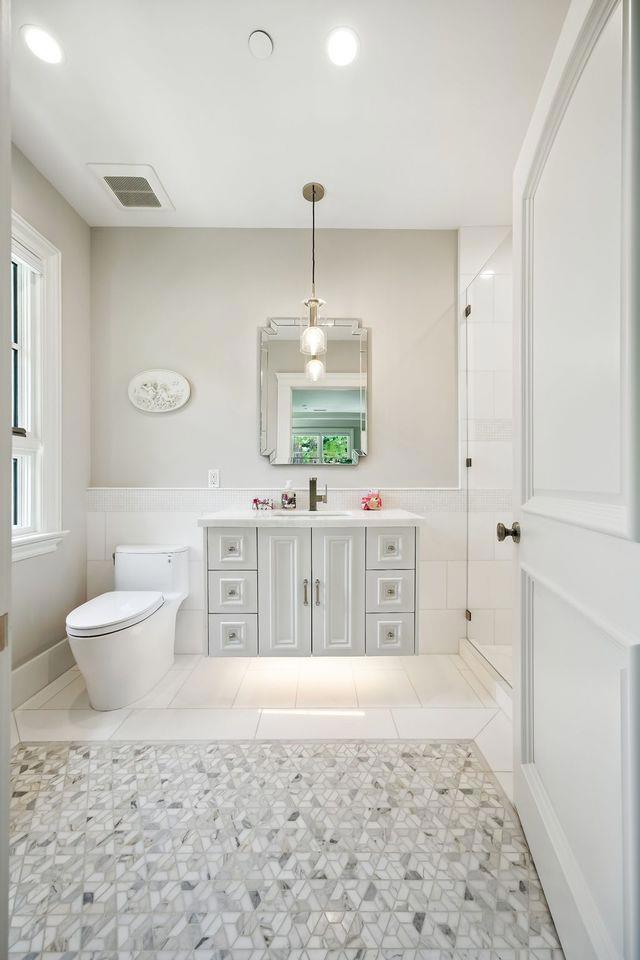 830 Bromfield Road, San Mateo CA: https://media.crmls.org/mediaz/6e3ef180-8b4f-4014-bb20-c042501e3cdf.jpg