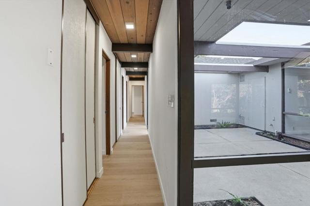 827 Cumberland Drive, Sunnyvale CA: https://media.crmls.org/mediaz/6e3f52f6-8fa4-4271-8330-6ac5528b2946.jpg