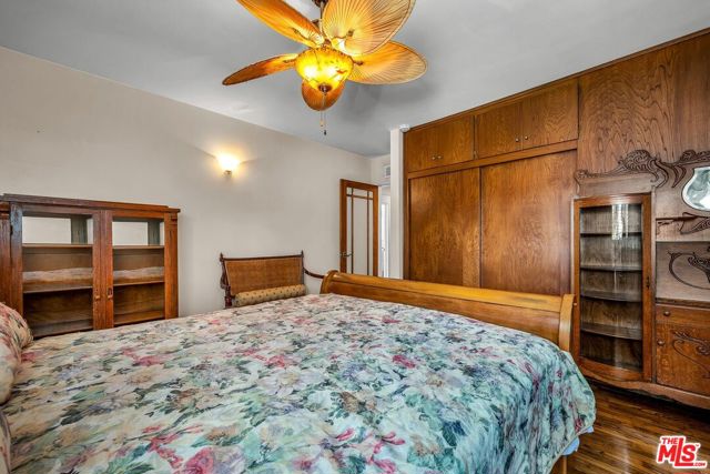 8732 Villanova Avenue, Los Angeles CA: https://media.crmls.org/mediaz/6e3fa80d-c964-4c5e-96e0-cbe0d22fc89a.jpg