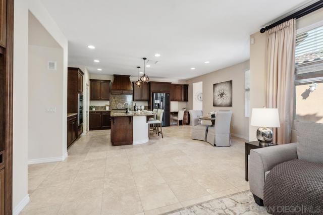 15501 Bristol Ridge Ter, San Diego CA: https://media.crmls.org/mediaz/6e3ffc28-2cb4-4154-8825-c30d4a8a40de.jpg