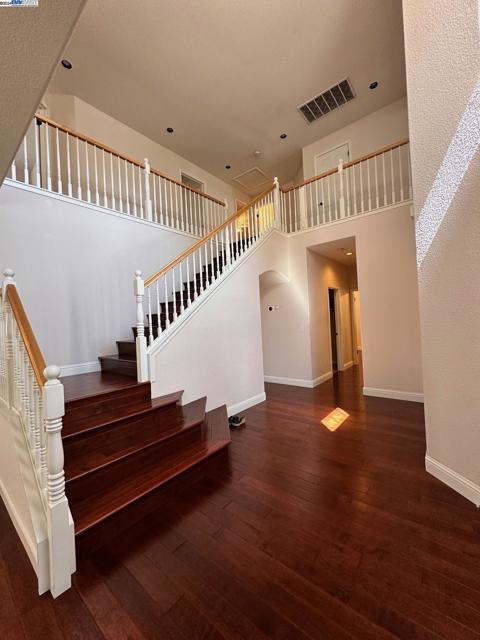 Image 15 of 28 For 6337 Brook Hollow Cir