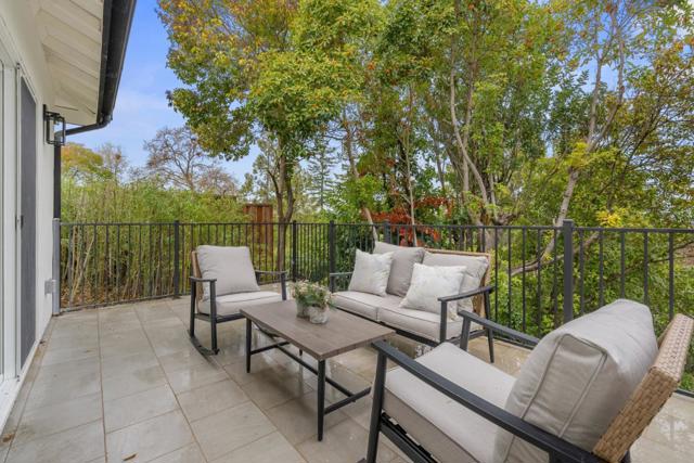 2660 Ross Place, Walnut Creek CA: https://media.crmls.org/mediaz/6e40eb00-8cdf-4793-991c-259dda7e3ddc.jpg