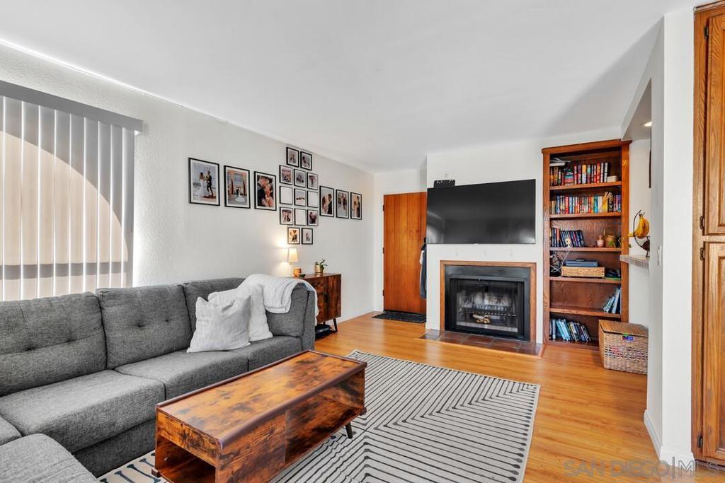 4725 35th St - photo 7