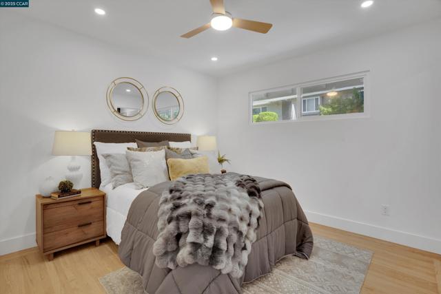 795 Canyon Rd, Redwood City CA: https://media.crmls.org/mediaz/6e439930-95ae-4bd3-9d5a-1f38b956b9b0.jpg