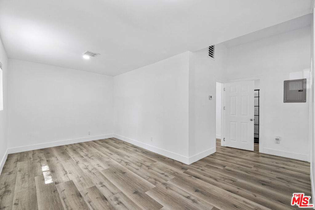 MLS #26650793 image #9