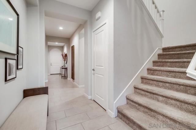 Image 35 of 75 For 9221 Helix Mesa Way