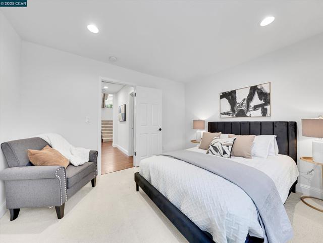 705 Bridge Creek Dr, San Ramon CA: https://media.crmls.org/mediaz/6e4454ec-52c4-4bb8-a886-ff78aacc527a.jpg