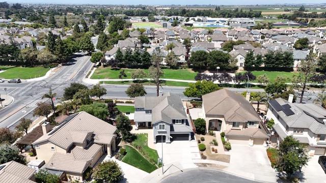 1018 Melville Street, Salinas CA: https://media.crmls.org/mediaz/6e44dd8d-dc17-44e9-8efb-a1e6771a7602.jpg