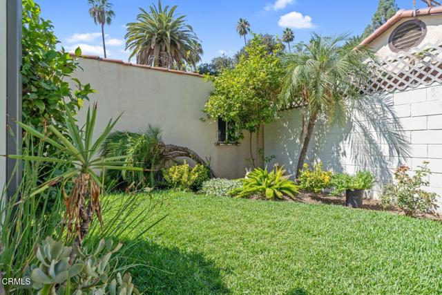 1421 Monte Vista Street, Pasadena CA: https://media.crmls.org/mediaz/6e44f16f-a267-4030-8725-896f2e825ee8.jpg