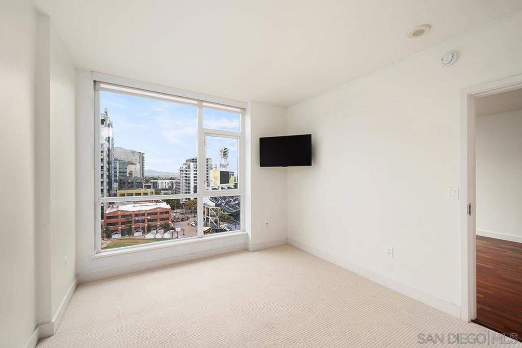 325 7th Avenue - photo 19