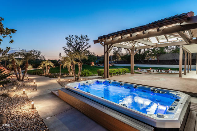 12428 Palmer Drive, Moorpark CA: https://media.crmls.org/mediaz/6e4567f8-3694-4fcc-9307-3c0b0f478080.jpg
