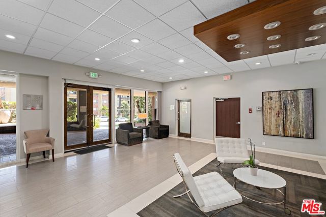 1745 Camino Palmero Street, Los Angeles CA: https://media.crmls.org/mediaz/6e45b004-b220-404d-bd57-cdde476d50d5.jpg