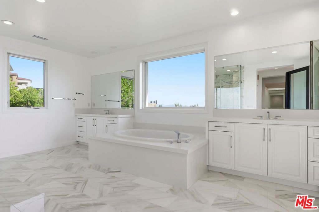 MLS #26866241 image #34