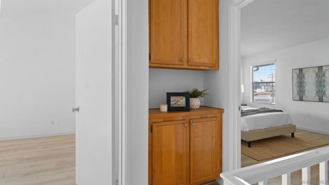 4580 Ohio St, San Diego CA: https://media.crmls.org/mediaz/6e45ffad-24d1-48f3-9d37-767ebc9f98b7.jpg