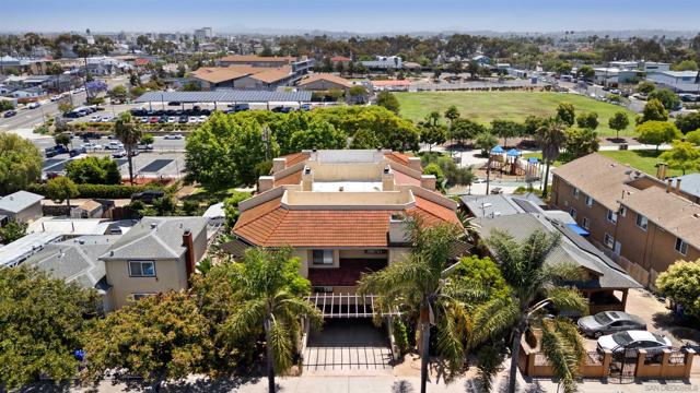 3751 37th St, San Diego CA: https://media.crmls.org/mediaz/6e468c35-d13c-4590-902f-21d5716f2239.jpg