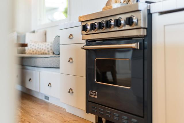 621 Beach Drive, Aptos CA: https://media.crmls.org/mediaz/6e46c1a3-1ee7-4cb2-9de2-c9d4ebeb2cfe.jpg