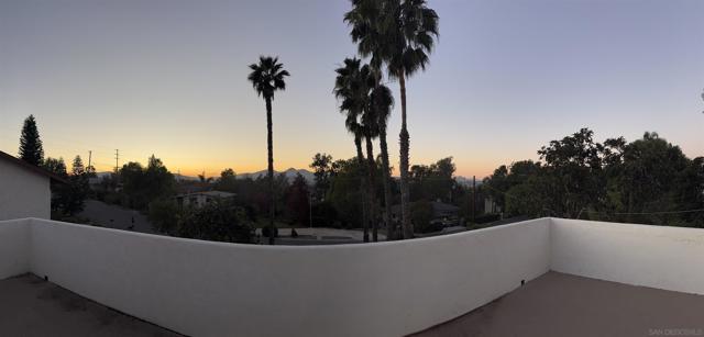 1756 Alhudson Dr, Escondido CA: https://media.crmls.org/mediaz/6e472bfc-94b1-46bc-af0e-e4087eebf18f.jpg