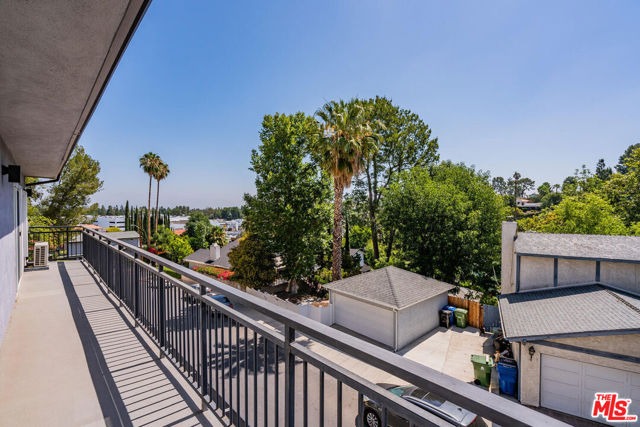 5343 TENDILLA Avenue photo 14