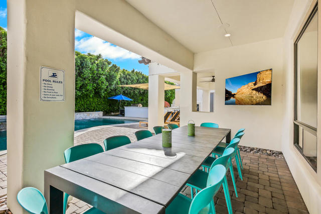 81107 Carefree Drive, Indio CA: https://media.crmls.org/mediaz/6e47d6e4-e95d-48d2-bb56-38cb1270a874.jpg
