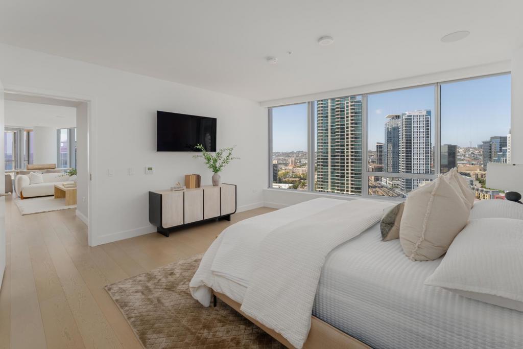 888 E Street - photo 15