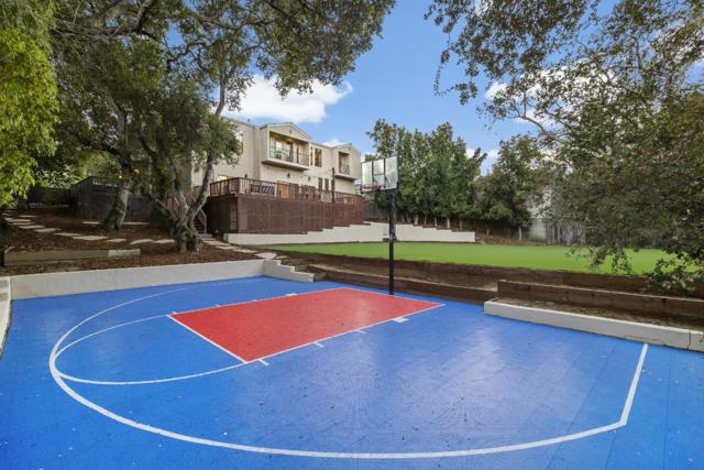 303 Lakeview Way, Redwood City CA: https://media.crmls.org/mediaz/6e4ae1e6-c69e-4b1a-926c-2e8aa08631fa.jpg