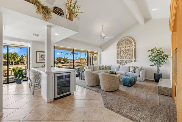 348 Villena Way, Palm Desert, CA 92260