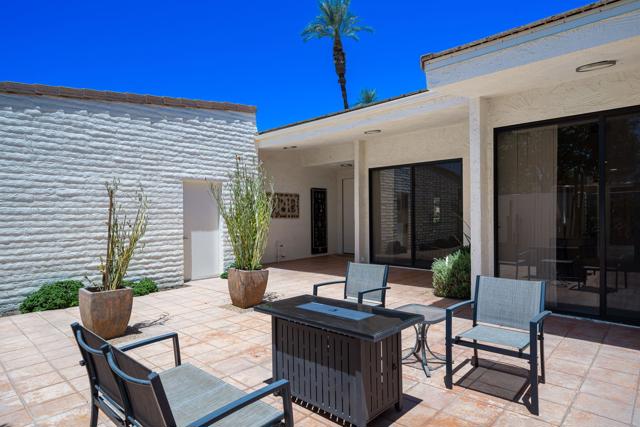 75768 Valle Vista Drive, Indian Wells CA: https://media.crmls.org/mediaz/6e4cd113-7107-409c-a7cc-9157f2210bef.jpg