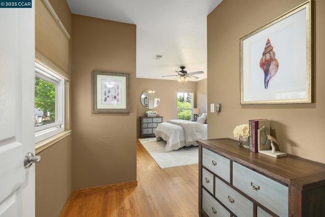 2055 Morello Ave, Pleasant Hill CA: https://media.crmls.org/mediaz/6e4ceb21-9318-4b15-b9a5-e202fc39cccd.jpg