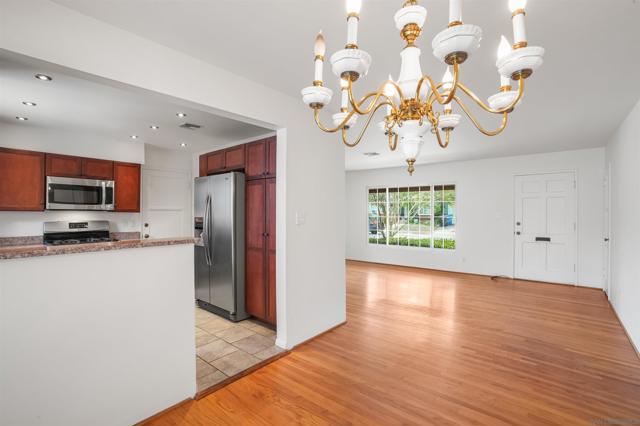4833 Atlanta Dr., San Diego CA: https://media.crmls.org/mediaz/6e4e1aae-fff5-4a55-b1ac-9d0cd863e20c.jpg