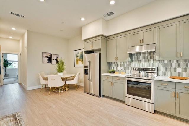 536 SoMi Court, Hayward CA: https://media.crmls.org/mediaz/6e4e4c9f-87b5-4965-9e7b-b34927de6c9b.jpg