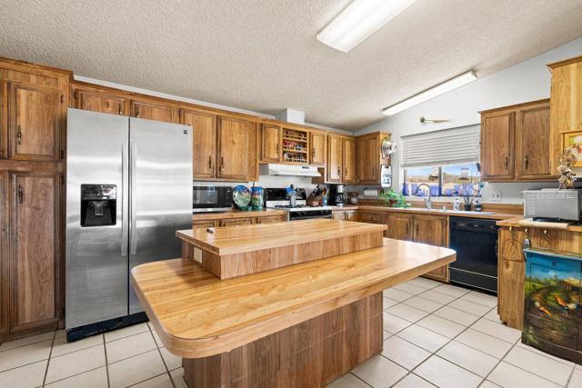 Detail Gallery Image 10 of 35 For 37852 Montezuma Valley Rd, Ranchita,  CA 92066 - 3 Beds | 2 Baths