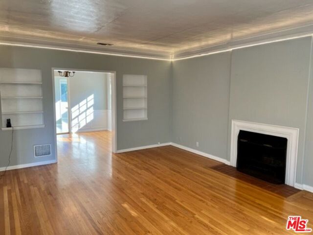 11346 Cashmere Street, Los Angeles CA: https://media.crmls.org/mediaz/6e4ea4e6-9254-4f91-8737-e908c2c5a21a.jpg