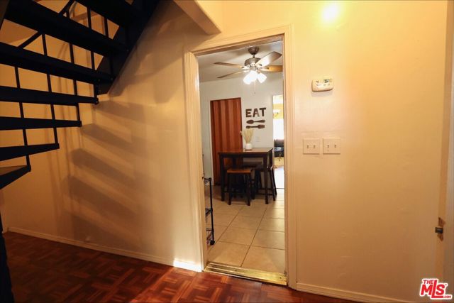 1855 Corinne Avenue, Long Beach CA: https://media.crmls.org/mediaz/6e4f5587-3486-40e6-8b8f-761bc04217f2.jpg