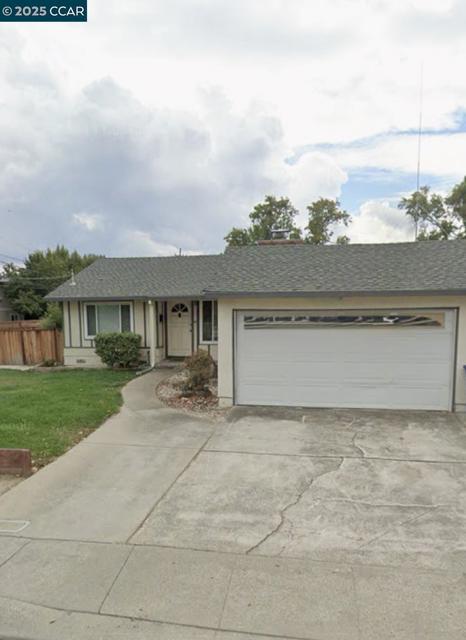 1630 Nicholas Dr, Concord CA: https://media.crmls.org/mediaz/6e4fdb0e-dfc1-474b-813b-36f67e10f374.jpg