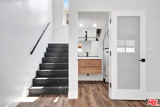 11611 Burbank Boulevard, North Hollywood CA: https://media.crmls.org/mediaz/6e4fdfc5-2ca4-4bd2-bd67-ae2b9e55787b.jpg