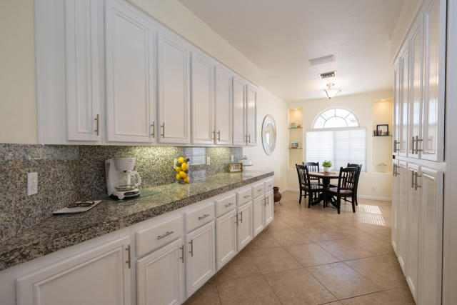 45439 Shaugnessy Drive, Indio CA: https://media.crmls.org/mediaz/6e505e19-7cca-41e2-b2b7-15646ce8c2f0.jpg