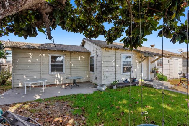 2022 Hitchcock Road, Salinas CA: https://media.crmls.org/mediaz/6e50878d-5511-4402-9372-c3b84664340e.jpg