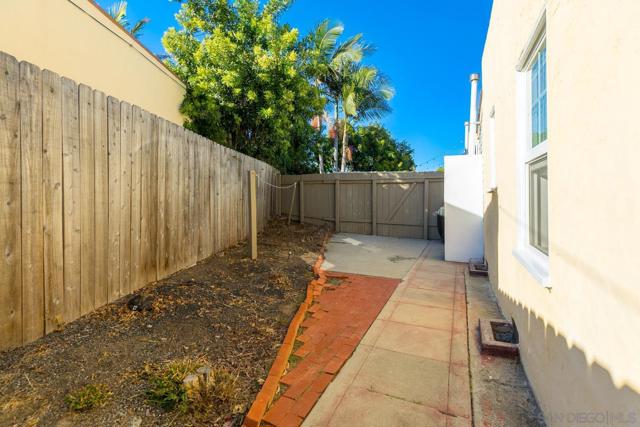 1980 Chatsworth Blvd., San Diego CA: https://media.crmls.org/mediaz/6e509fdc-225f-4deb-8eb9-530984ee7ae6.jpg