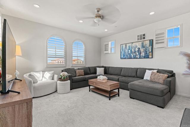 Detail Gallery Image 27 of 44 For 16094 Veridian Cir, San Diego,  CA 92127 - 3 Beds | 2/1 Baths