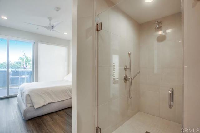 Detail Gallery Image 13 of 36 For 725 Grand Ave, Carlsbad,  CA 92008 - 2 Beds | 2 Baths