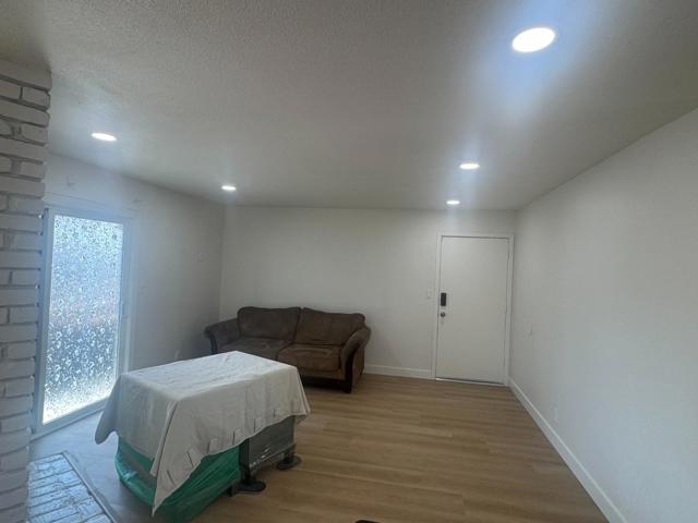 775 E Duane Avenue, Sunnyvale CA: https://media.crmls.org/mediaz/6e524f34-00e7-418c-9034-4026c820a0a3.jpg