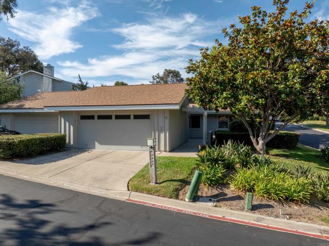 Detail Gallery Image 2 of 35 For 2005 Caminito San Nicholas, La Jolla,  CA 92037 - 3 Beds | 2 Baths