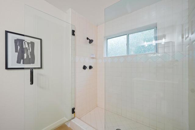 416 Portofino Drive, San Carlos CA: https://media.crmls.org/mediaz/6e52c598-cf1a-429d-872d-66477f8082f7.jpg