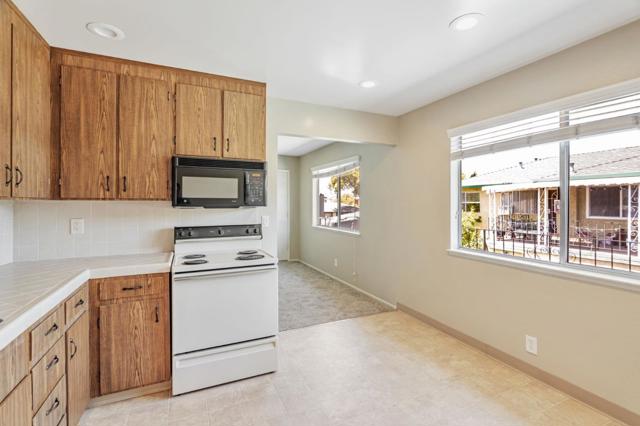 869 Bing Drive, Santa Clara CA: https://media.crmls.org/mediaz/6e53a3a7-388d-4017-958c-34e1b6e6cf97.jpg