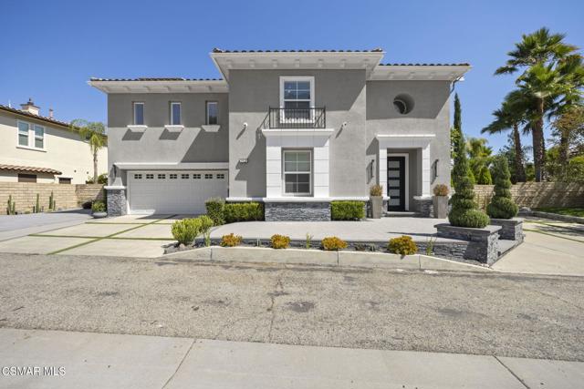 1915 Hazel Nut Court, Agoura Hills CA: https://media.crmls.org/mediaz/6e541bd1-23f5-4d29-9e8b-cc3a14a57453.jpg