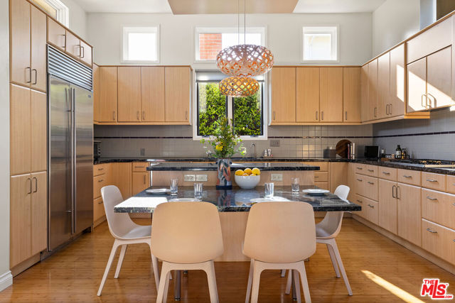 6363 Nancy Street, Los Angeles CA: https://media.crmls.org/mediaz/6e546142-0d1b-4dcc-ae0c-b7292d151287.jpg