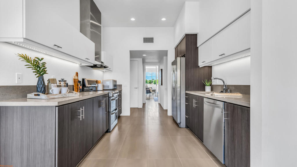 MLS #219135678PS image #3