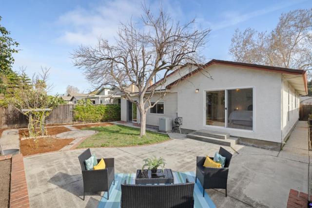 563 N 21st Street, San Jose CA: https://media.crmls.org/mediaz/6e546bae-ebae-4d42-b7dc-f08066862024.jpg