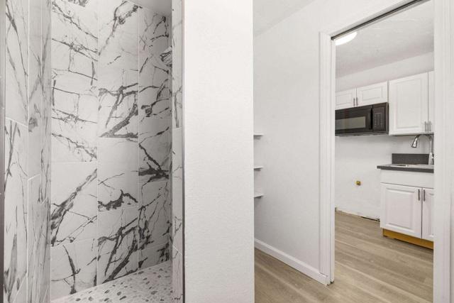 44500 San Carlos Avenue, Palm Desert CA: https://media.crmls.org/mediaz/6e555dbf-eb5d-4296-84fe-e25629ed87ec.jpg